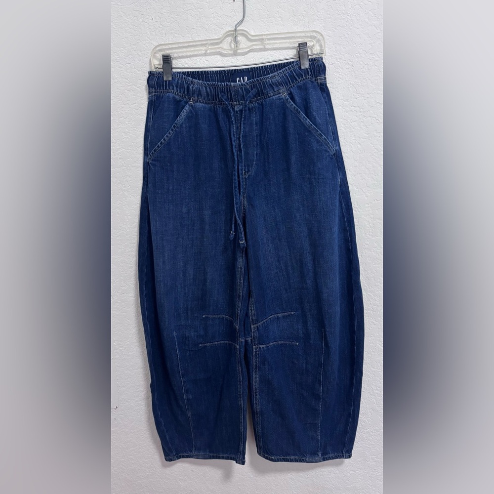 GAP Mid Rise Easy Horseshoe Jeans - Picture 4 of 10